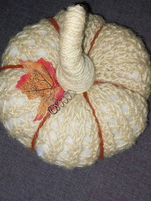 Handmade decorative pumpkin 20x20cm like new, cream color