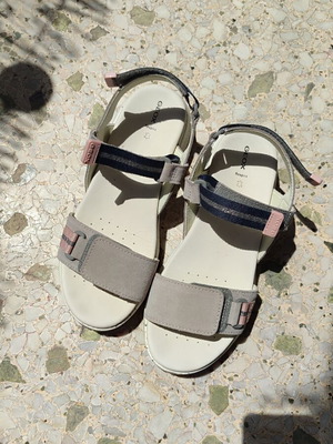Geox Sorapis leather women's anatomical sandals size 41 like new, grey sporty