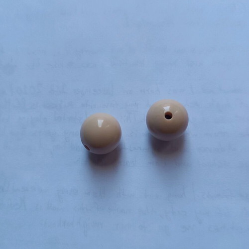 Large beads new, pack of 10 pieces, 2 cm