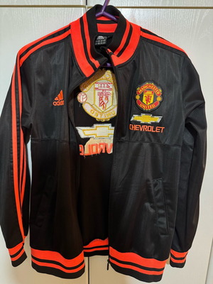 Manchester United jacket like new, official replica