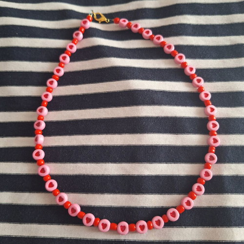 Handmade necklace with hearts, new, red and pink