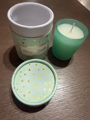 Summer Breeze scented candle in glass jar like new