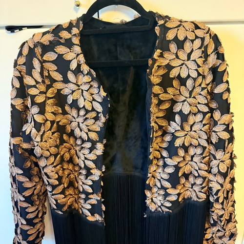 Nidodileda jacket like new, black with gold
