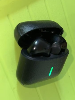 Bluetooth ασύρματα ακουστικά i30 καινούργια, μαύρα με θήκη φόρτισης