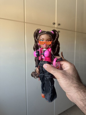 Always Bratz Sasha doll with accessories
