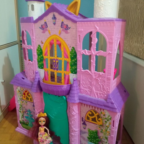 Enchantimals complete collection of houses and dolls used