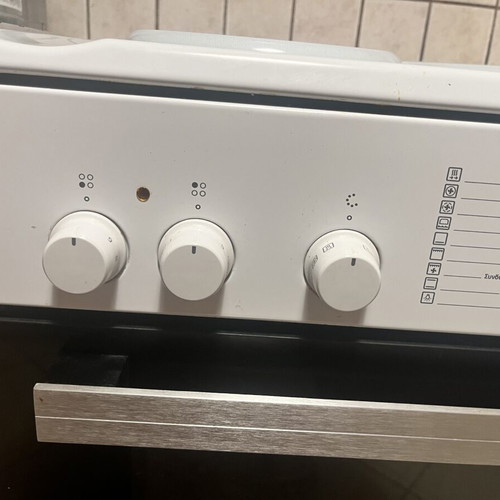 PITSOS kitchen stove with 4 burners and oven