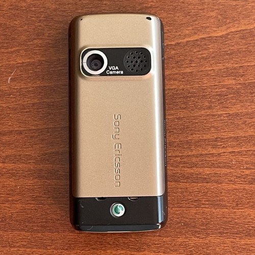 Sony Ericsson K320i phone used in good condition