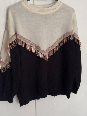 Shein pullover size M used, black and white
