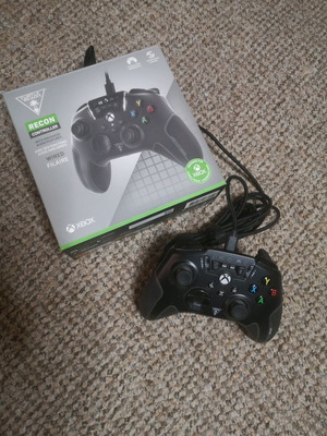 Turtle Beach Recon Xbox Series controller like new