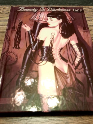 Beauty In Darkness Vol.7 DVD digipack διπλό μεταχειρισμένο
