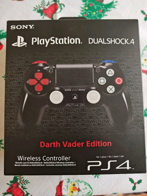 Dualshock 4 Darth Vader Edition controller like new for PS4
