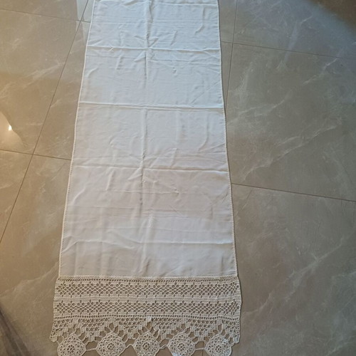 Silk Soufli table linens, 3 pieces