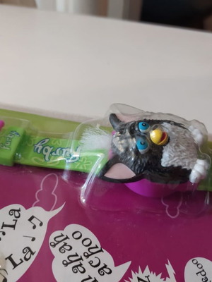 Talking Furby Tiger Electronics 1999 watch new