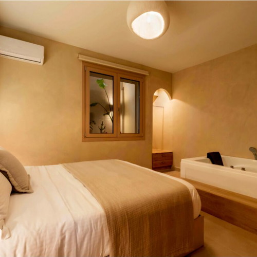 Apartment semi-basement 60 sqm with jacuzzi in Piraeus, furnished