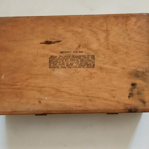 Flor de Mendel wooden cigar box used, vintage 1910-1920