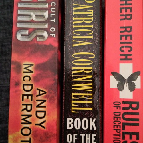Thriller mystery book set of 3 English novels