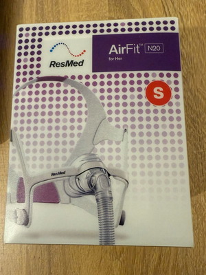 Resmed AirFit N20 for Her nasal mask size Small new pink
