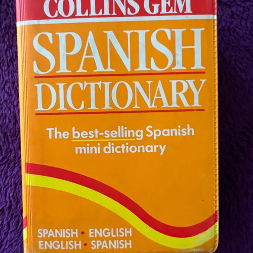 Collins Spanish pocket dictionary used, excellent condition