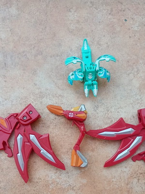 Bakugan figure and gift pieces Bakugan Gundalian Invaders Dragonoid Colossus 2010