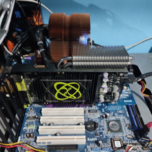 XFX 7950GT 512MB DDR3 PCIe graphics card used