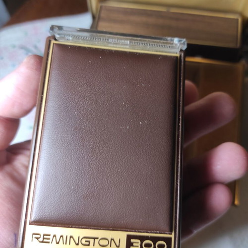 Vintage Remington Paris Selectric 300 Deluxe Electric Shaver 1960 like new