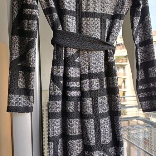 A.L.E. midi knitted dress grey black like new