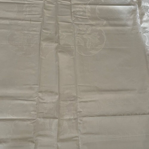 Lux tablecloth with 12 cotton dinner napkins, new