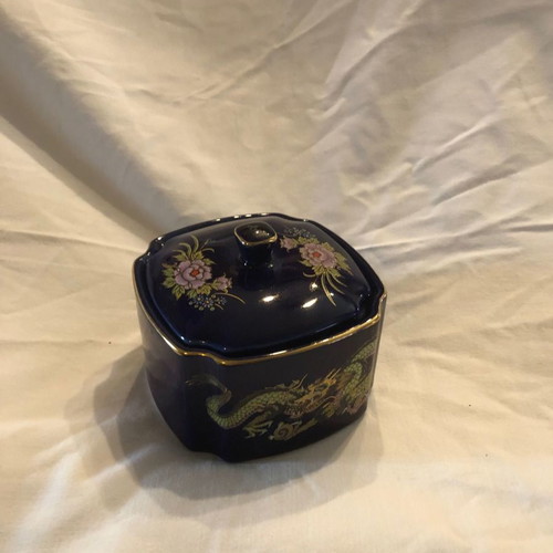 Tajimi Pottery set handmade bowl and lidded container with figurine