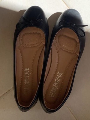 Shoes size 36 new, black