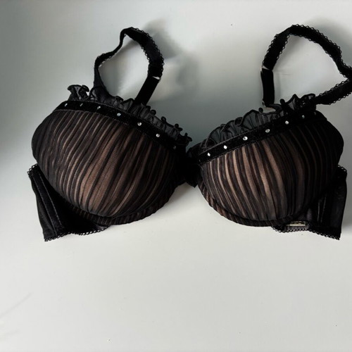 Med Bra 70B like new, black and beige
