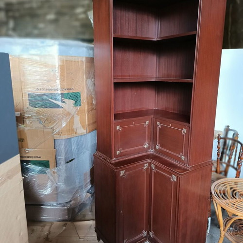 Corner shelf furniture used