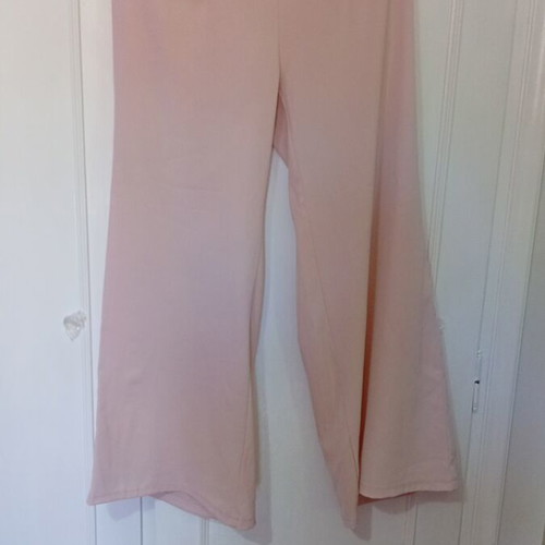 Pants like new, soft pink, size XL