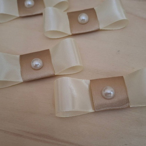 Satin bows with pearl for wedding favors, pack of 50
