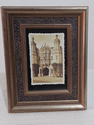 Vintage wooden photo frame like new