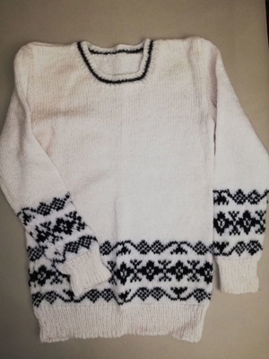 Knitted women's blouse handmade, new, one size, white