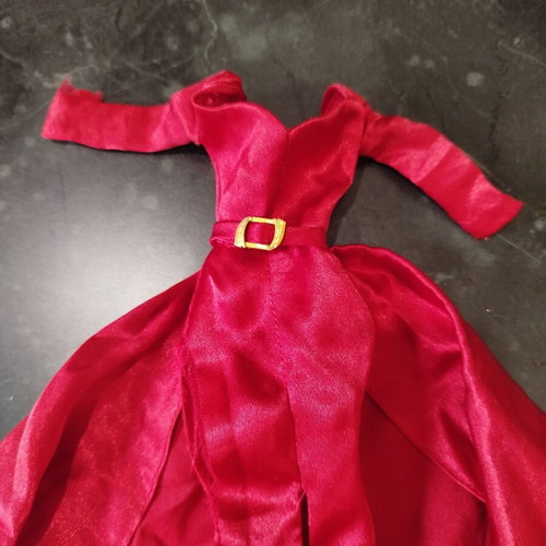 Barbie Hollywood Cast Party dress used, torn on the side