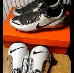 Ποδοσφαιρικά παπούτσια Nike με επικαλαμίδες