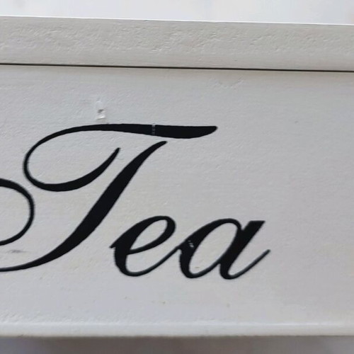 Tea storage box