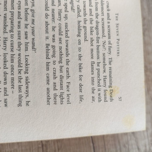 Harry Potter and the Deathly Hallows book