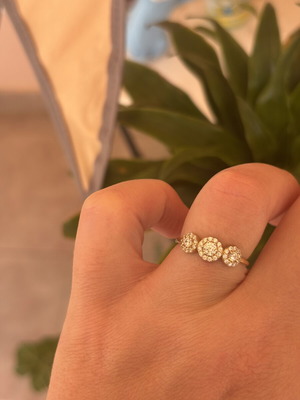 Gold ring with rosettes 9 carat, new, size 57