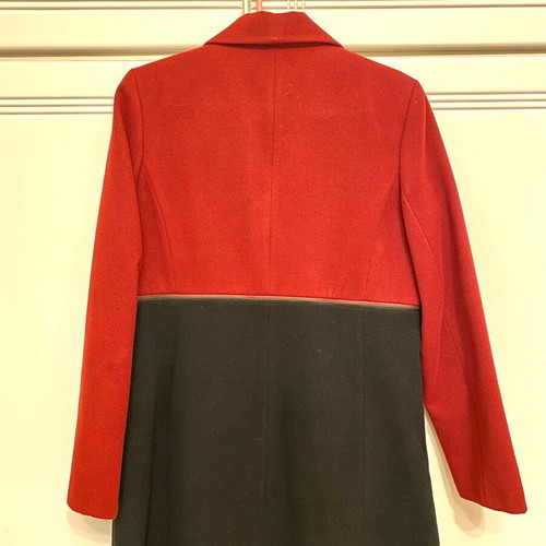 Coat black and red with zipper size M like new