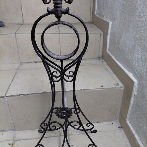 Decorative item like new, 75cm height, 35cm base