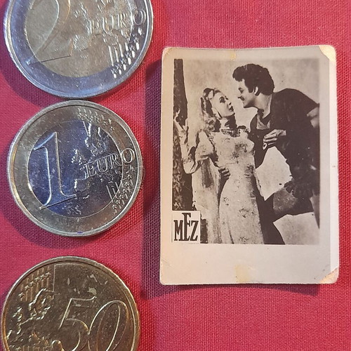Romantic Couple Vintage Movie Photo Collectible Sticker MEZ