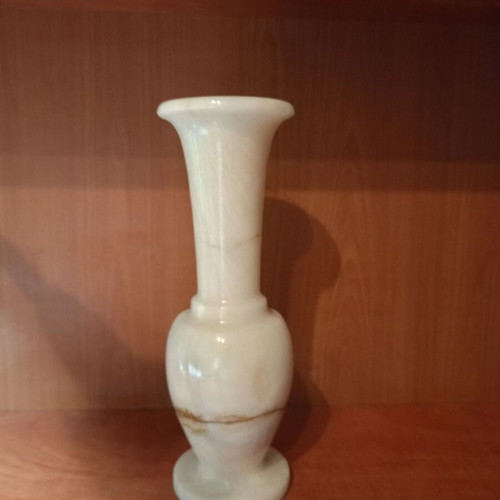 Onyx Vase used, handmade decorative piece with natural cream and light brown hues