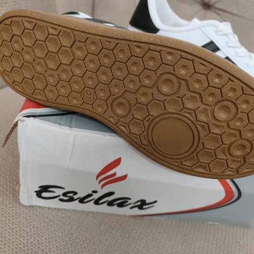 Sneakers white with stripes size 37 new with box