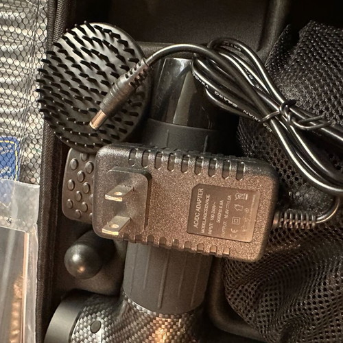Massage Toolbox new, requires US to EU adapter