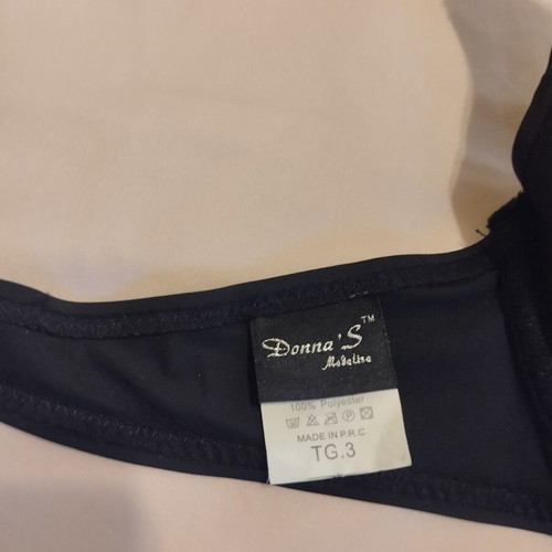 Donna's Modalisa Medium/Large Bikini Top used, black