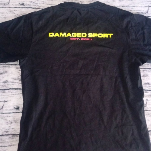Damaged Jeans t-shirt new, size S