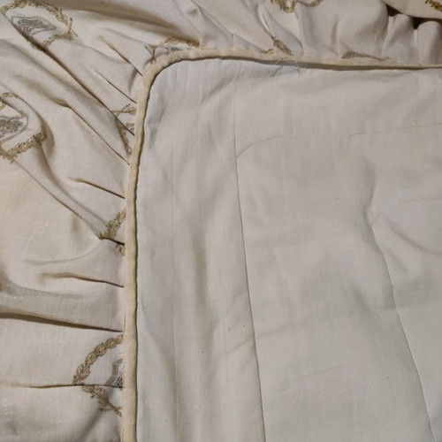 Curtain and bedspread set used, bedroom linen